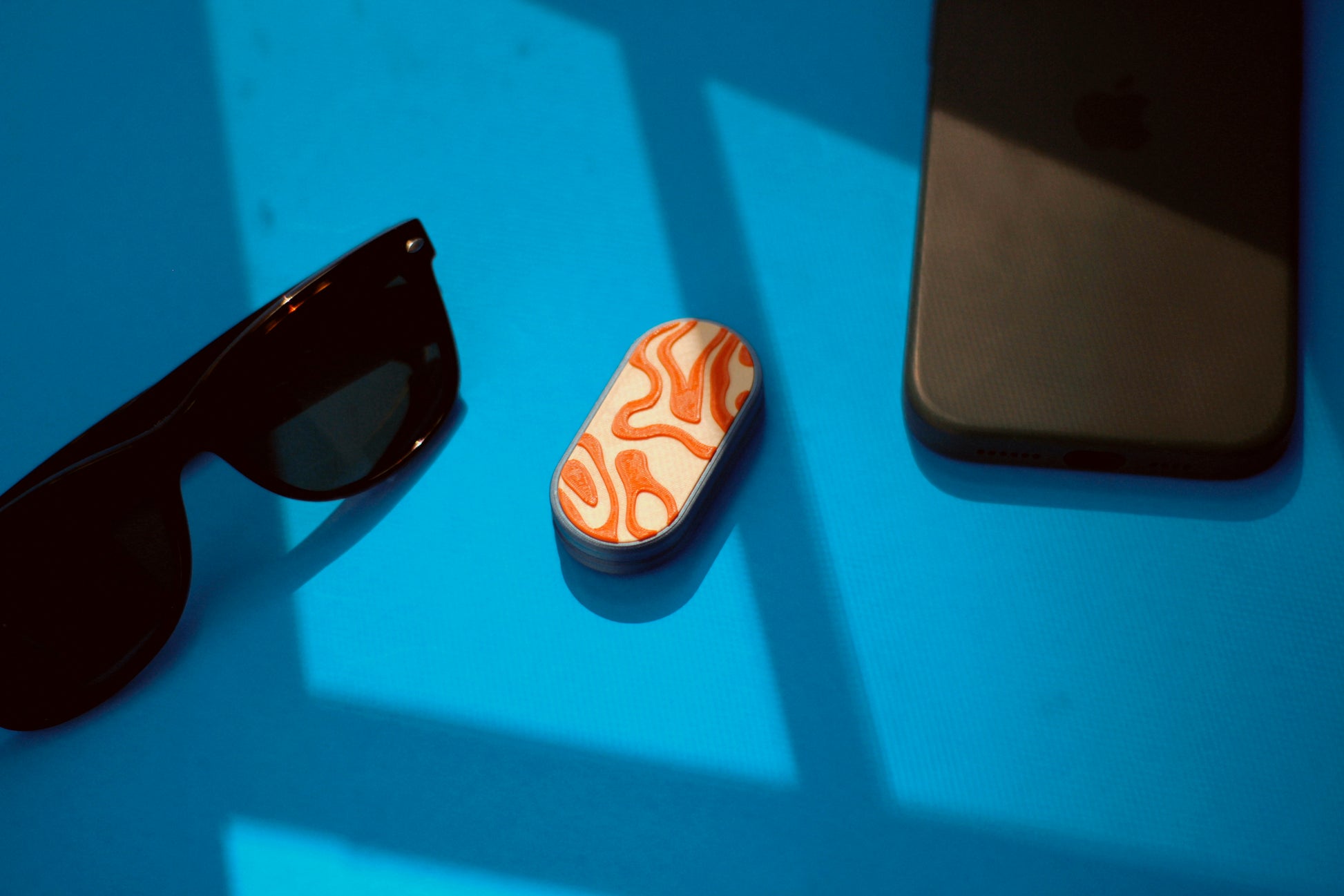 GlidoWave - Customizable Abstract Wave Pattern  Fidget Slider