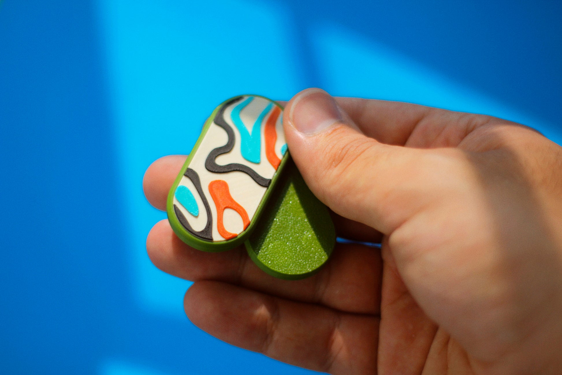 GlidoWave - Customizable Abstract Wave Pattern  Fidget Slider