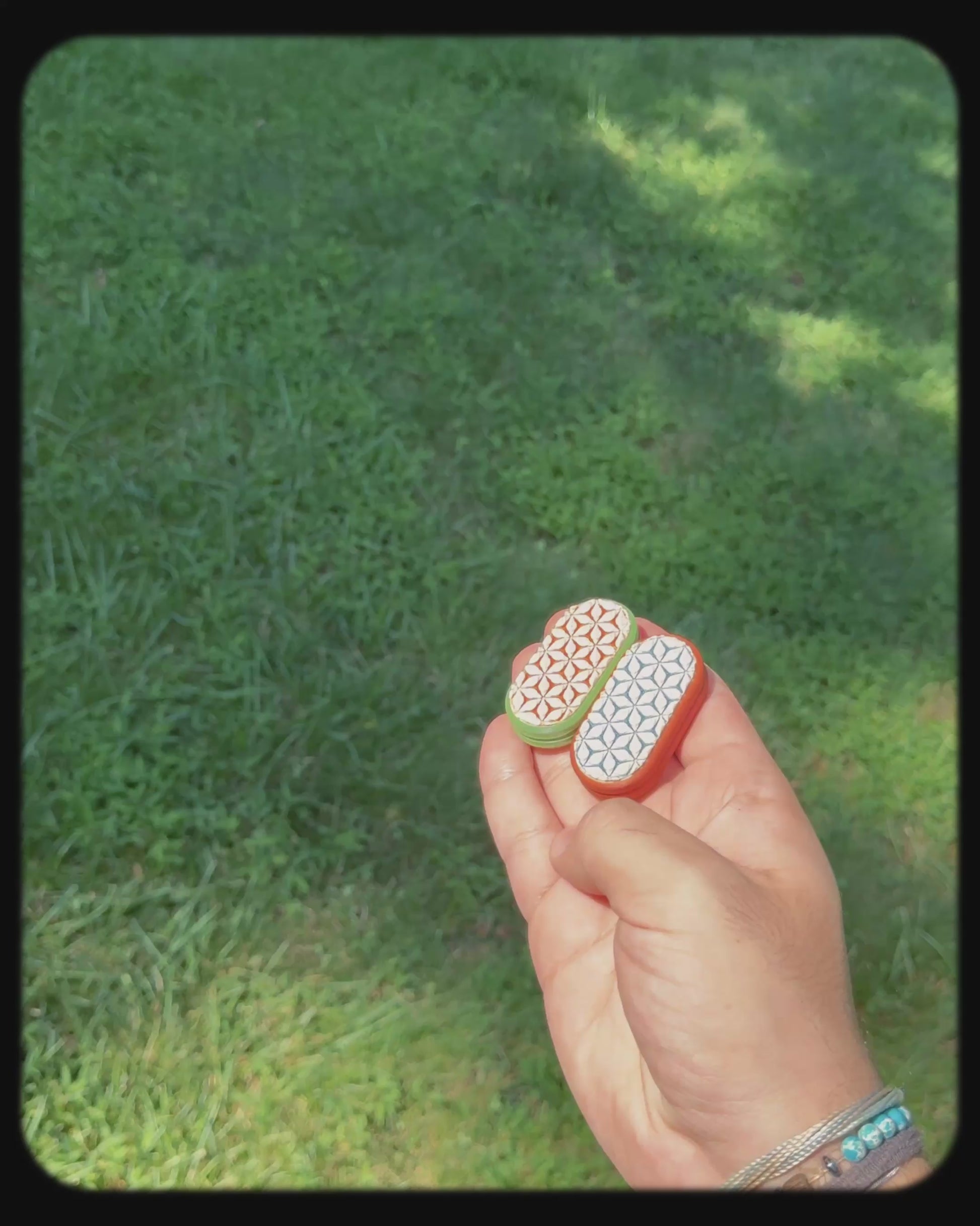GlidoShell - Magnetic Fidget Slider with Customizable Shell Textured